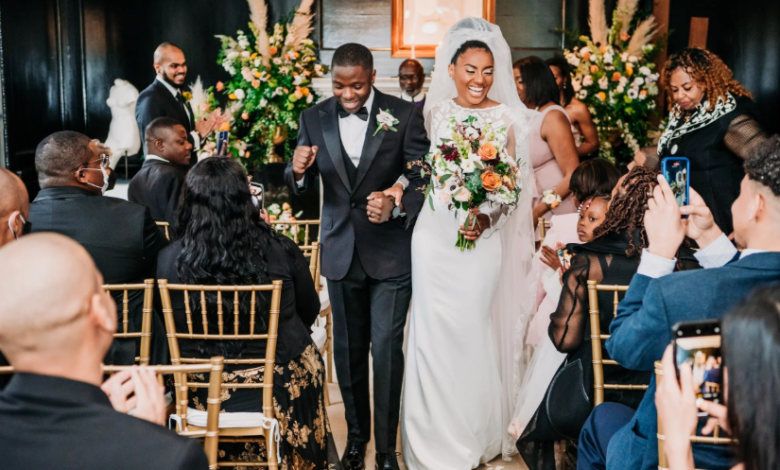 Plan Like a Pro: 6 Online Tools That Will Transform Your Wedding Planning Game